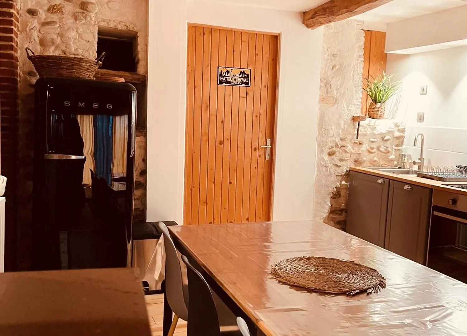 Les Gites De L'Aiguete Hauterives 0*,  Frankrijk